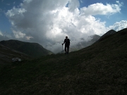 69 con vista verso Cima Foppazzi e Grem, coperti da nuvole...